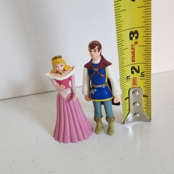 Sleeping Beauty Aurora Pink Dress Disney Figurines Cake Topper Action Figure PVC - Picture 5 of 5